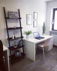 B&uuml;ro